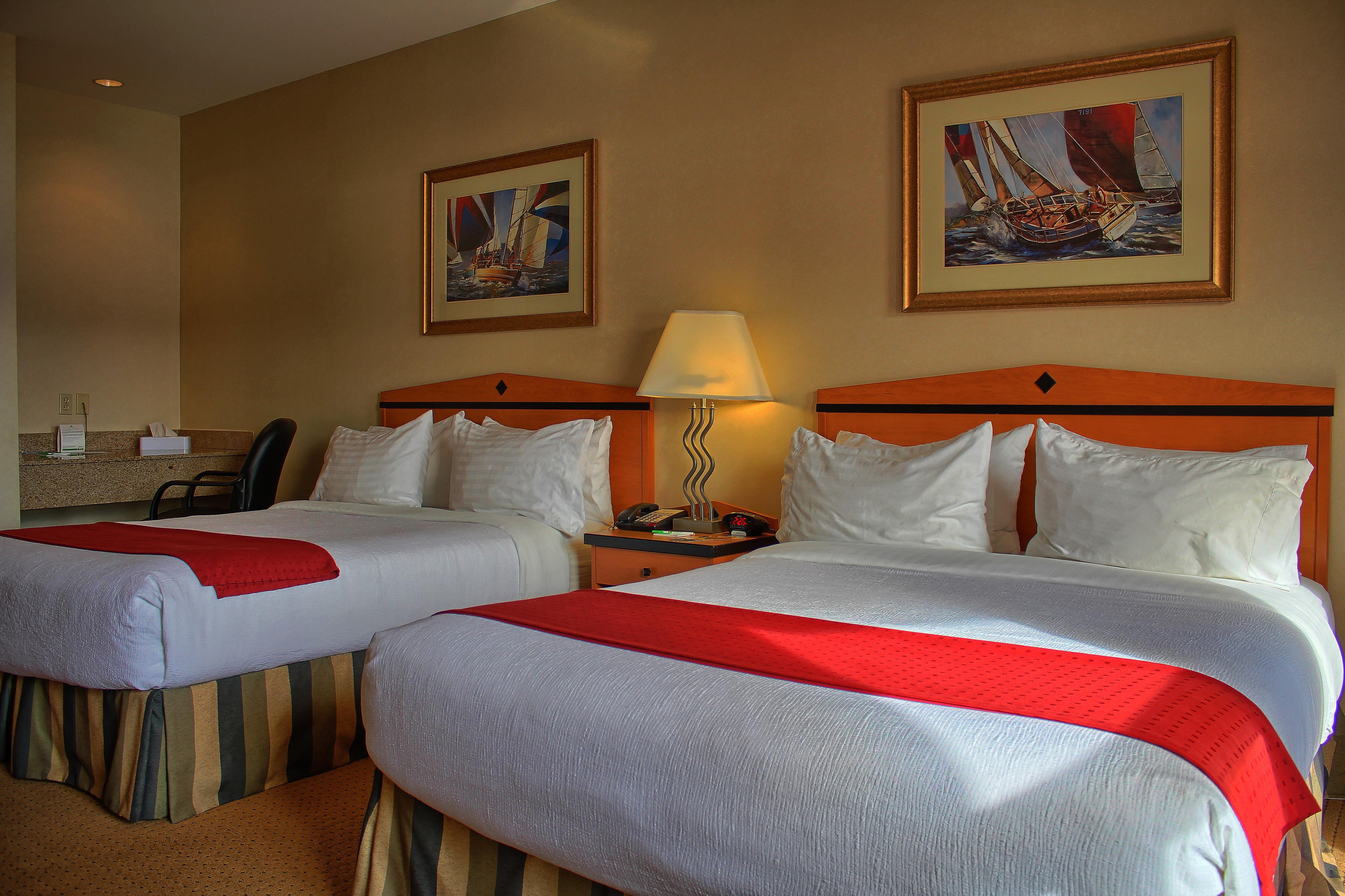 Holiday Inn Hotel & Suites Osoyoos By Ihg Eksteriør billede