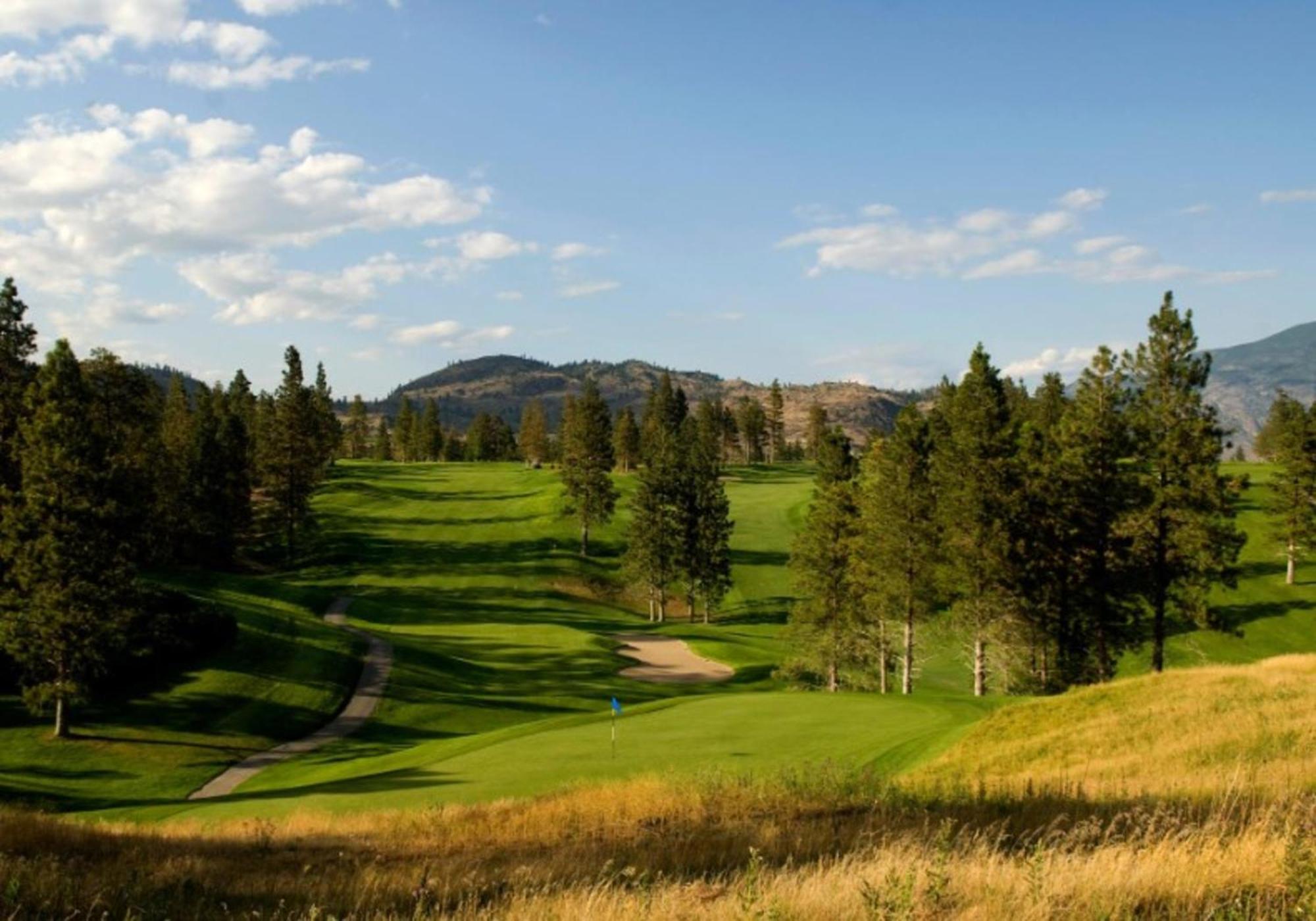 Holiday Inn Hotel & Suites Osoyoos By Ihg Eksteriør billede