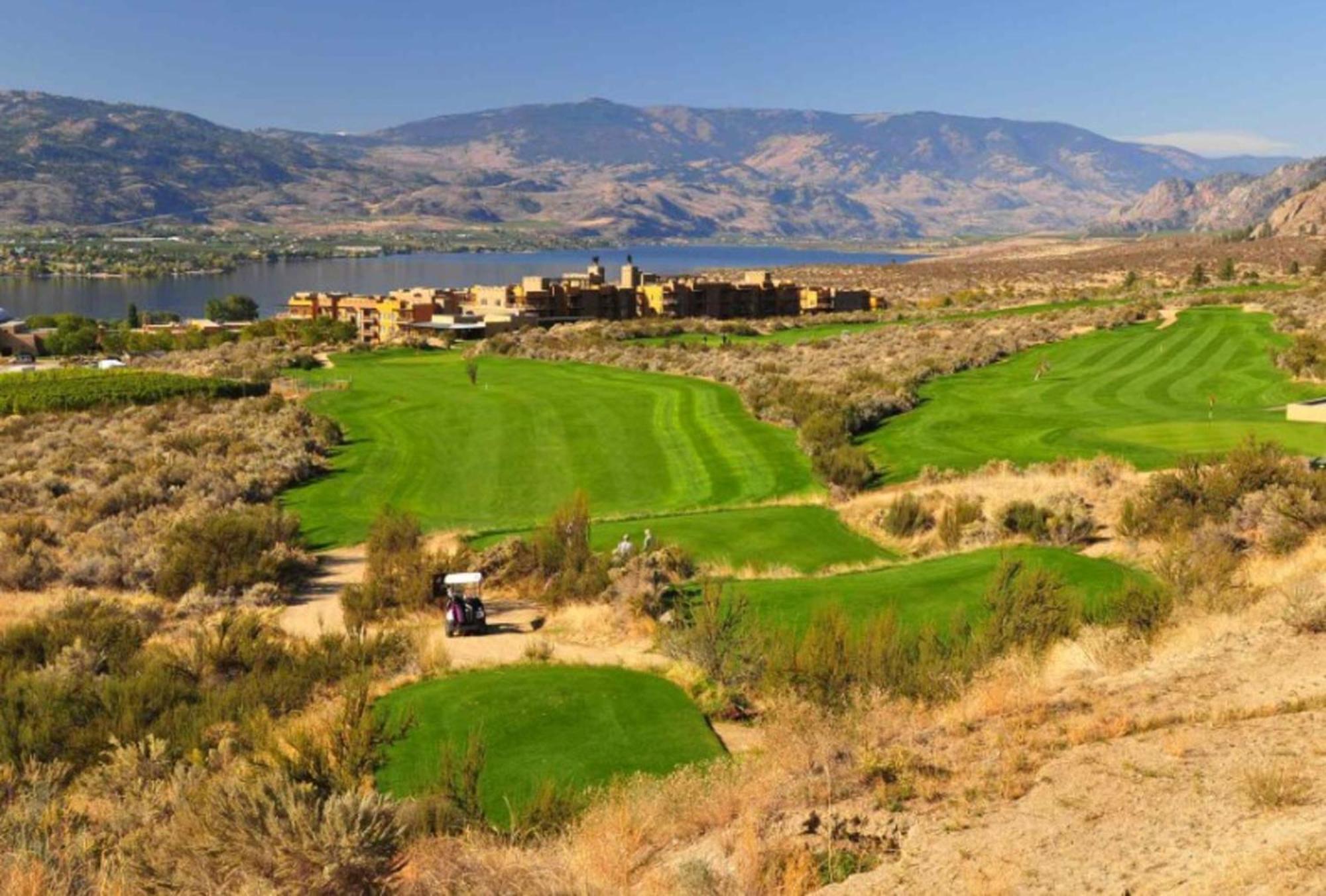 Holiday Inn Hotel & Suites Osoyoos By Ihg Eksteriør billede